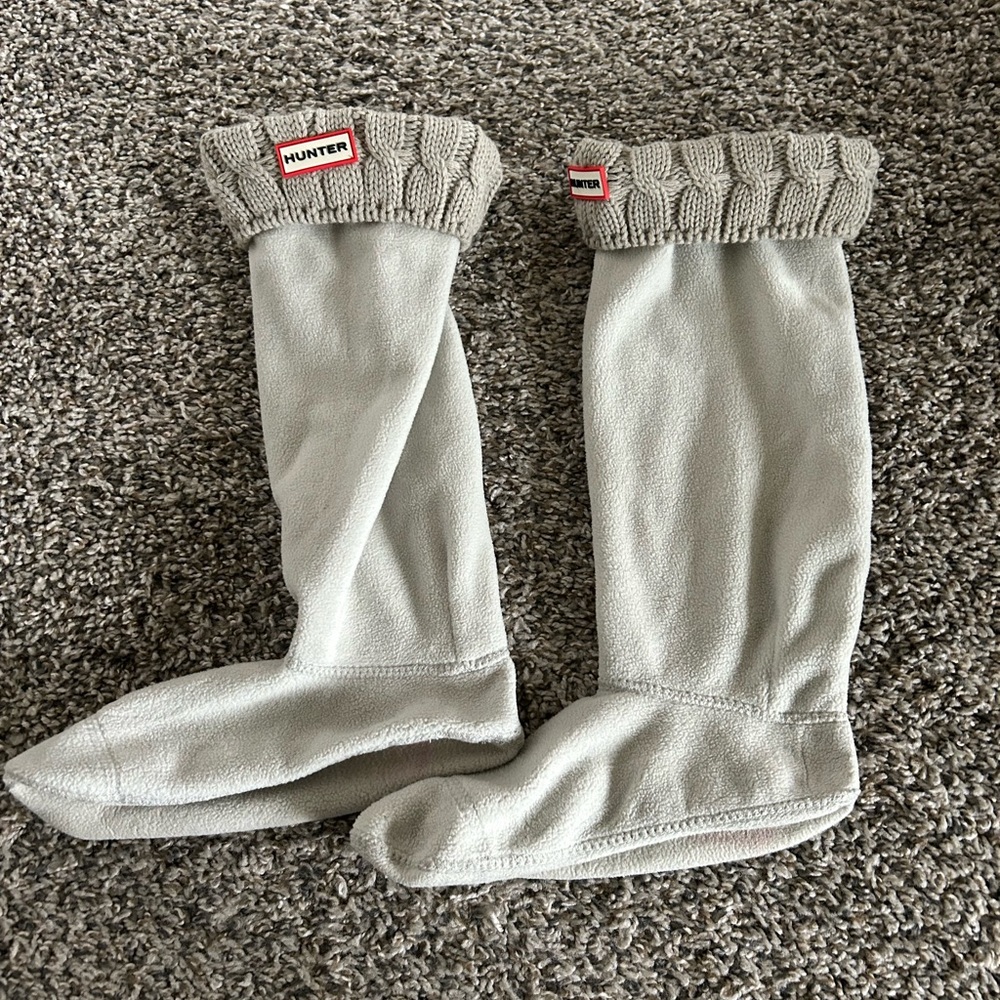 Hunter Knit Cuff Boot Socks in Light Gray